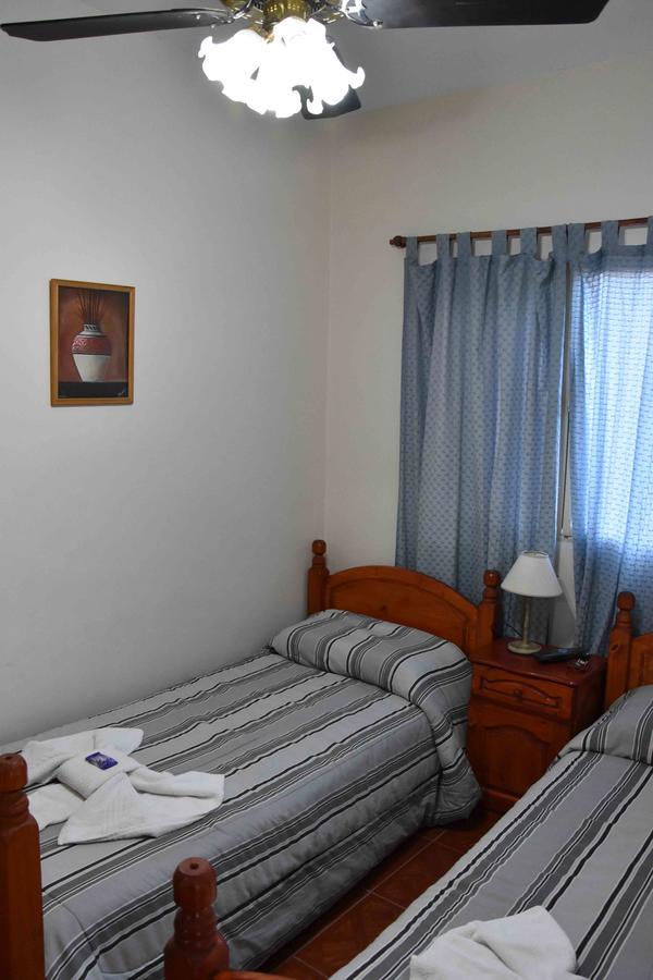 Residencial El Hogar Hostel Salta Bagian luar foto